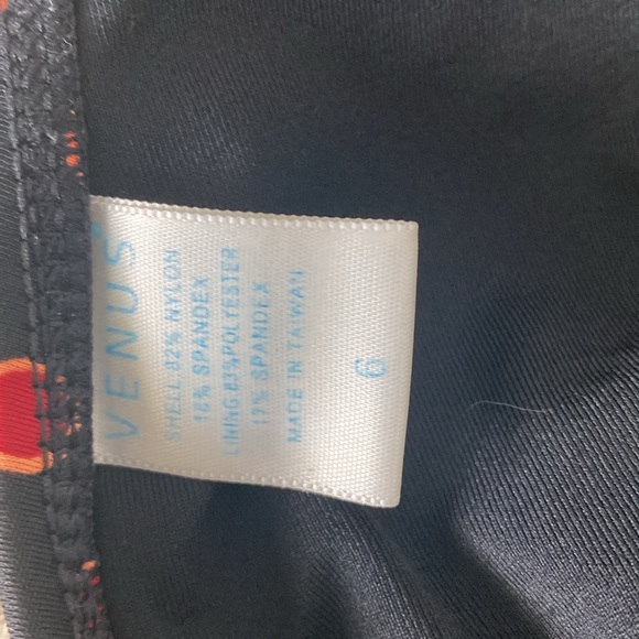 Venus one piece swimsuit size 6 - Picture 5 of 8